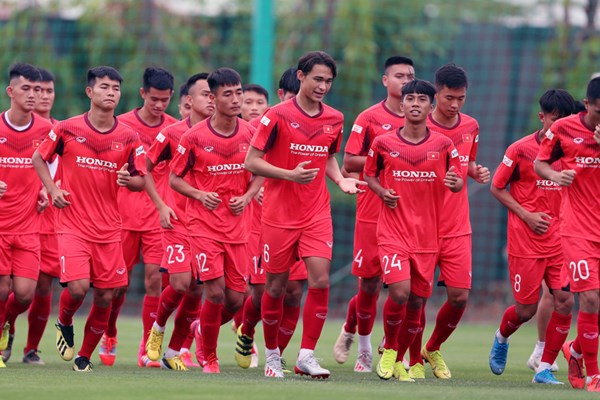Thầy Park không muốn bỏ lỡ tài năng - Anh 1