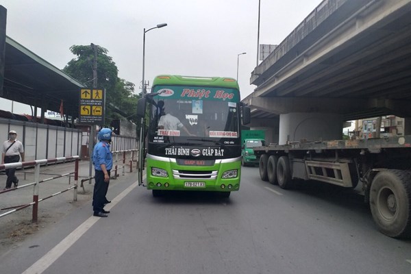Hà Nội tăng cường đảm bảo trật tự an toàn giao thông trong kỳ nghỉ 2/9 và 10/10 - Anh 6