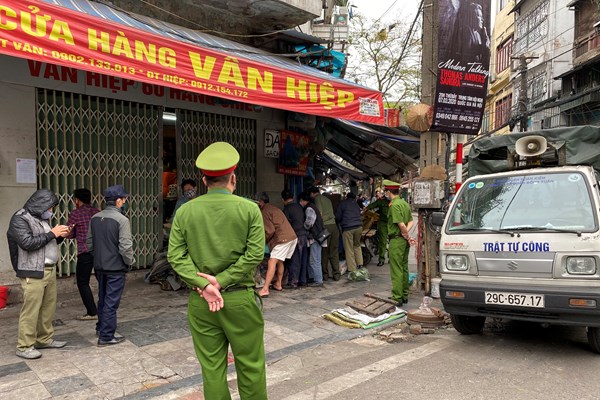 Hà Nội tăng cường đảm bảo trật tự an toàn giao thông trong kỳ nghỉ 2/9 và 10/10 - Anh 7