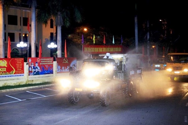 Hải Phòng: Triển khai việc phun khử trùng diện rộng tại quận Đồ Sơn - Anh 1