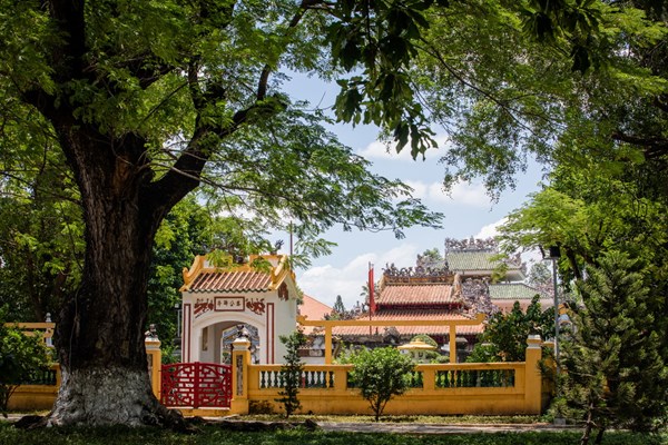 Có không sự nhầm lẫn nhân vật lịch sử thờ ở lăng Lê Văn Duyệt ? - Anh 1