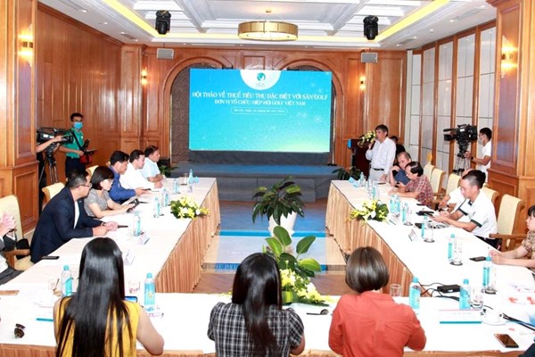 Kiến nghị hỗ trợ cho các sân golf bị ảnh hưởng bởi dịch Covid-19 - Anh 1