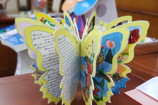 Gần 1 triệu học sinh, sinh viên tham gia cuộc thi “Đại sứ Văn hoá đọc 2020” - Anh 4