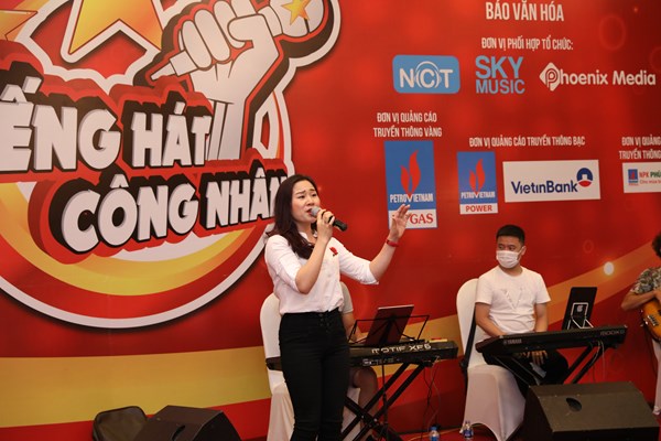 Cuộc thi “Tiếng hát công nhân” lần thứ II: Miệt mài tập luyện cho vòng thi bán kết - Anh 6