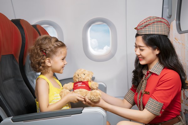 Tưng bừng mừng Quốc khánh, Vietjet “bắt tay” Vinpearl tung ưu đãi cực khủng - Anh 1