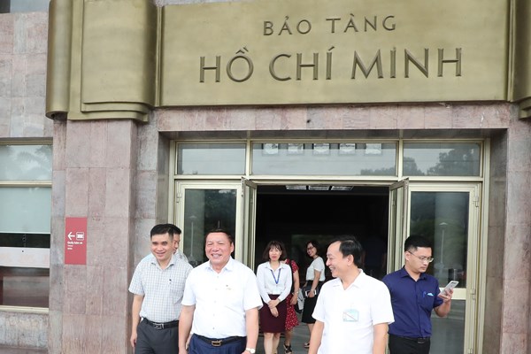 Phát huy và lan tỏa giá trị những di sản vô giá Bác Hồ để lại - Anh 4