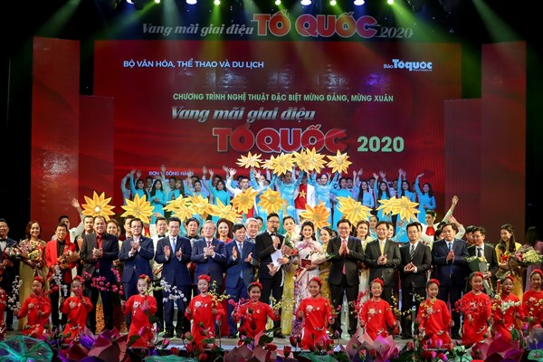 Cần có cơ chế, chính sách để thu hút, sử dụng chuyên gia trong lĩnh vực văn học, nghệ thuật - Anh 1