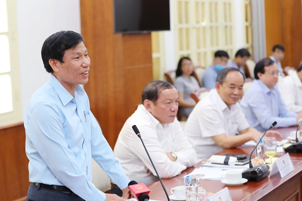 Văn hoá cần được đầu tư hơn nữa để phát triển xứng tầm - Anh 2