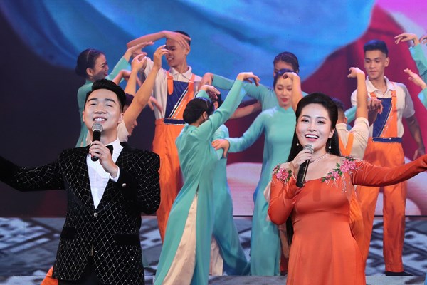Chương trình nghệ thuật đặc biệt Tổ quốc tôi chưa đẹp thế bao giờ: Tự hào theo dặm dài đất nước - Anh 20