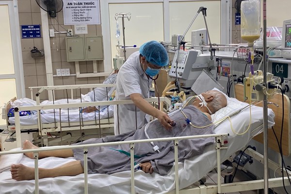 Bị cho là chậm trễ xử lý vụ pate Minh Chay: Cục ATTP nói gì ? - Anh 1