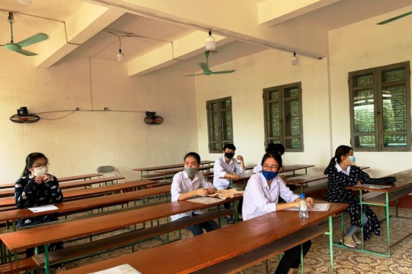 Kỳ thi tốt nghiệp THPT Quốc gia 2020 đợt 2: An toàn phòng, chống dịch được đặt lên hàng đầu - Anh 2