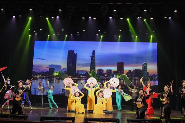Chương trình nghệ thuật đặc biệt tại lễ khai mạc AIPA 41: AIPA - Niềm tin sáng chói - Anh 3