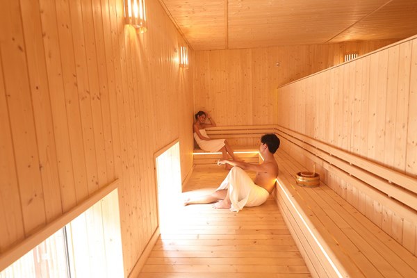 Bật mí những công dụng tuyệt vời từ nguồn khoáng nóng tại Yoko Onsen Quang Hanh - Anh 6