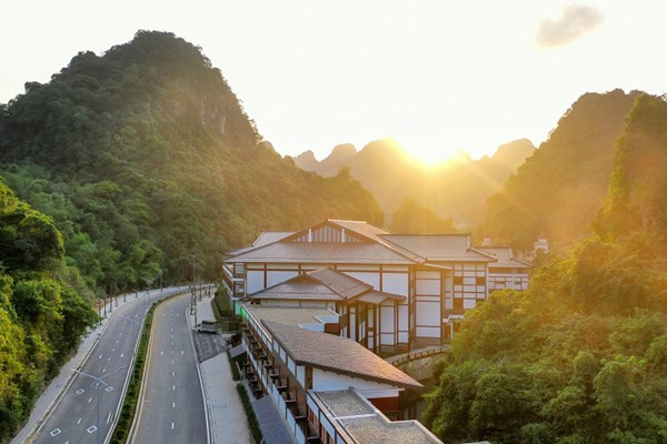 Bật mí những công dụng tuyệt vời từ nguồn khoáng nóng tại Yoko Onsen Quang Hanh - Anh 4
