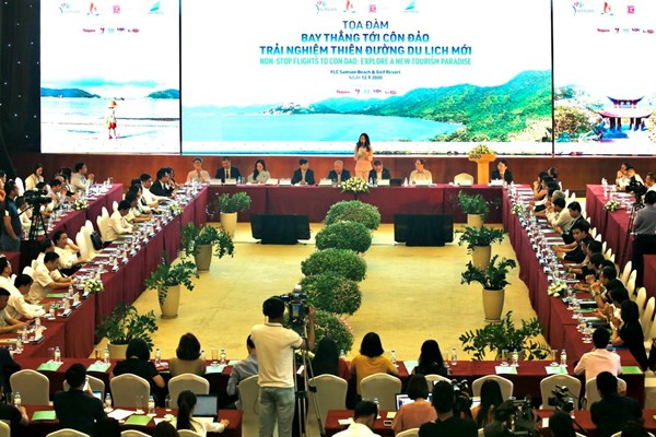 Bay thẳng tới thiên đường du lịch Côn Đảo từ miền Bắc và miền Trung - Anh 1