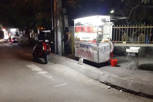 Về bài “Chẳng lẽ “chịu thua” nạn buôn bán, đỗ xe tại di tích Tháp Đôi?”: Thường trực Tỉnh ủy Bình Định chỉ đạo giải quyết - Anh 1