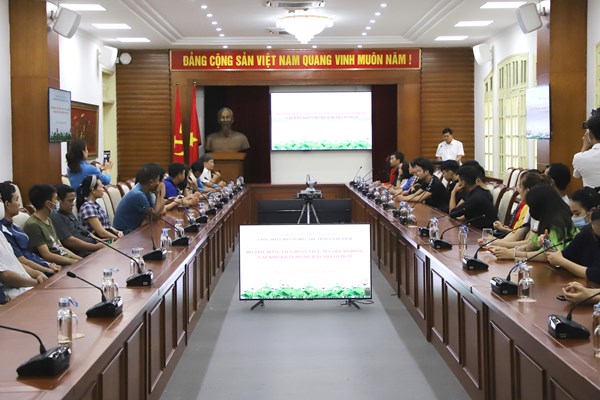 Công đoàn Bộ VHTTDL: Hỗ trợ đoàn viên bị ảnh hưởng bởi Covid-19 - Anh 1