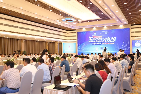 Đồng bộ hệ thống chính sách tạo đà phát triển công nghệ và năng lượng - Anh 2