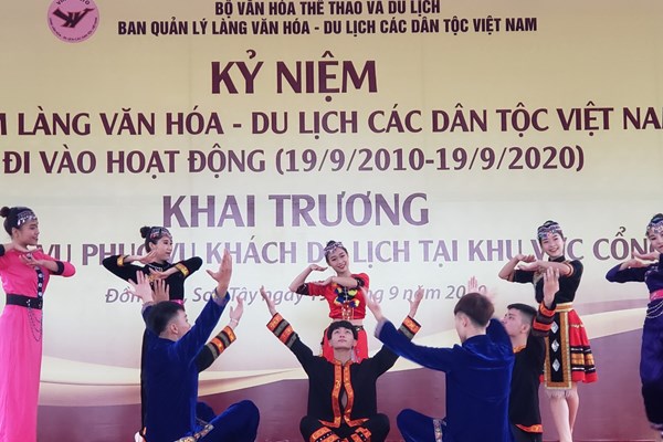 Làng Văn hóa – Du lịch các dân tộc Việt Nam cần đẩy mạnh hơn nữa việc thu hút khách du lịch - Anh 3