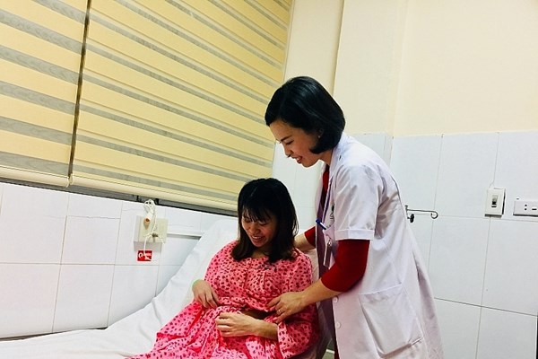 Trên 80% em bé được điều trị thành công nhờ can thiệp y học bào thai - Anh 1