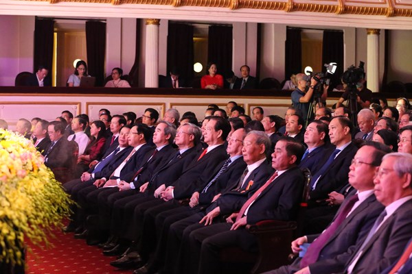Chương trình “Ban Kinh tế Trung ương - 70 năm với sự nghiệp đổi mới và phát triển kinh tế của Đảng” - Anh 1