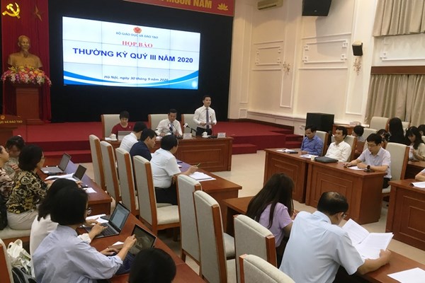 Nhiều vấn đề “nóng” của GD&ĐT được công bố trong họp báo quý 3-2020 - Anh 2