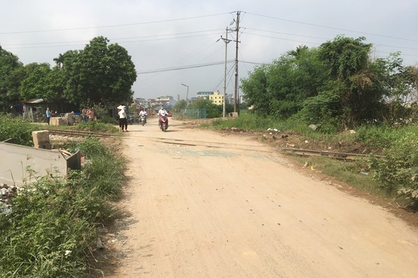 Vụ tai nạn ô tô chở học sinh đi trải nghiệm bị tàu hỏa đâm: Lỗi ban đầu thuộc về lái xe! - Anh 4