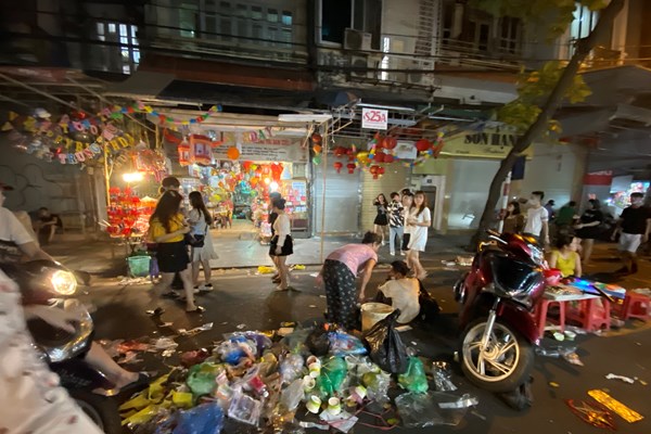 Hà Nội: “Phố Trung Thu