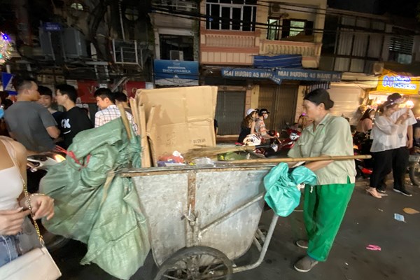 Hà Nội: “Phố Trung Thu