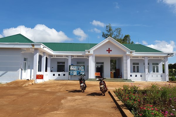 Trạm Y tế xã đầu tư hơn 3 tỉ đồng ở Gia Lai chưa bàn giao đã xuống cấp: Nguyên nhân có thể là do... gạch - Anh 2