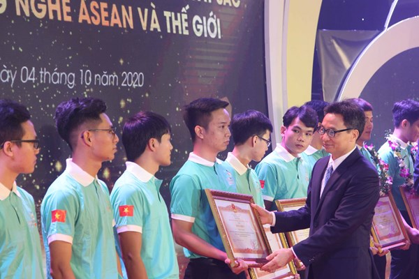 Công bố Quyết định của Thủ tướng Chính phủ về “Ngày Kỹ năng lao động Việt Nam” - Anh 3