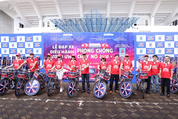Đạp xe hưởng ứng Tháng phòng chống cháy nổ 2020 - Anh 3