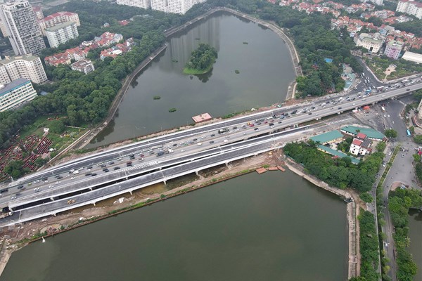 Hà Nội: Thông xe cầu vượt bắc qua hồ Linh Đàm - Anh 4