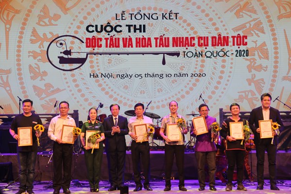 Bế mạc cuộc thi Độc tấu và Hoà tấu nhạc cụ dân tộc toàn quốc 2020 - Anh 1