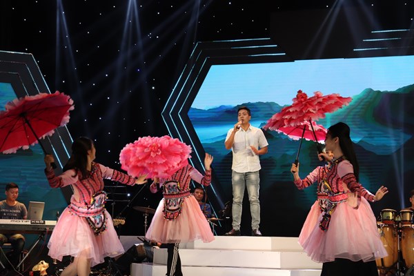 Cuộc thi Tiếng hát công nhân năm 2020: Sẵn sàng cho đêm chung kết - Anh 6