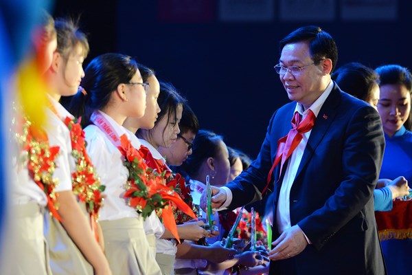 Tuyên dương 66 “Cháu ngoan Bác Hồ- Chủ nhân Thăng Long” - Anh 5