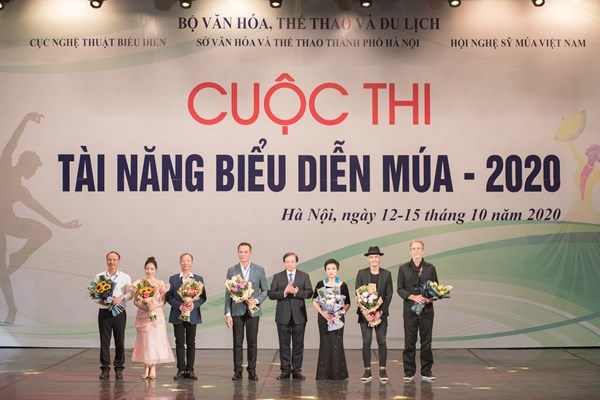 Khai mạc cuộc thi “Tài năng biểu diễn Múa năm 2020” khu vực phía Bắc - Anh 2