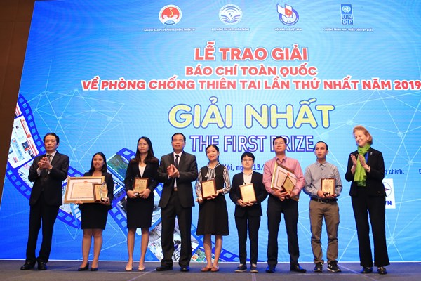 “Sáng kiến về phòng, chống thiên tai và thích ứng biến đổi khí hậu cho cư dân ven biển” - Anh 2
