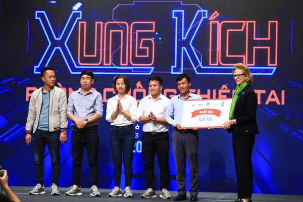 “Sáng kiến về phòng, chống thiên tai và thích ứng biến đổi khí hậu cho cư dân ven biển” - Anh 1