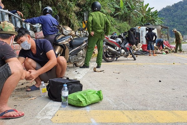 Đội SOS trên cung đường tử thần đèo Lò Xo - Anh 2