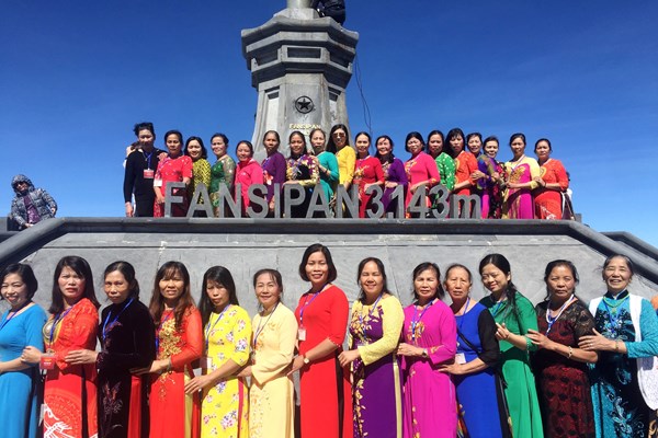 Đã sẵn sàng “xách ba lô” vào dịp cuối năm - Anh 1