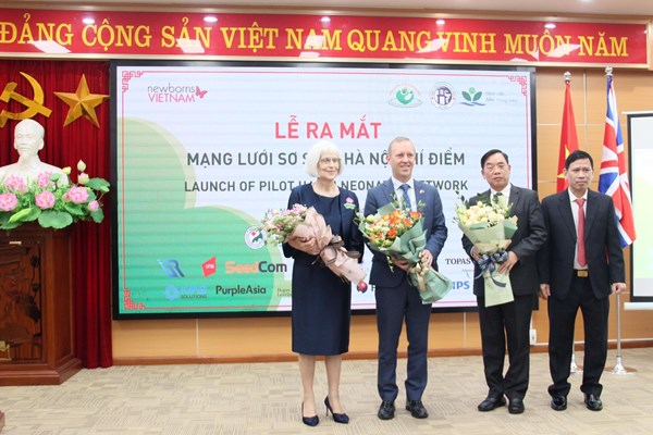 Lần đầu tiên thí điểm mạng lưới sơ sinh Hà Nội - Anh 2