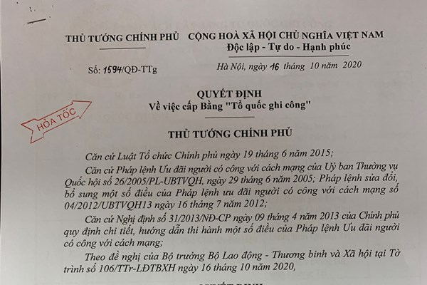 Cấp bằng 
