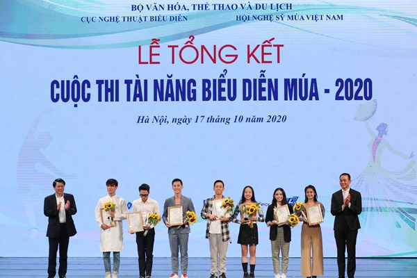 Bế mạc cuộc thi “Tài năng biểu diễn Múa 2020”: Nhiều ấn tượng đẹp trong lòng khán giả - Anh 4