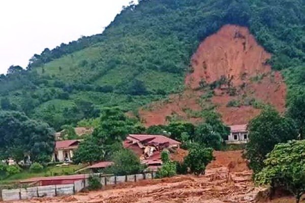 Nỗi đau xé lòng nơi triền núi... - Anh 2