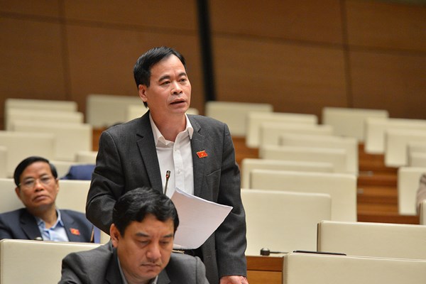 Nhiều đại biểu đề nghị sổ hộ khẩu được tiếp tục dùng đến hết năm 2022 - Anh 1