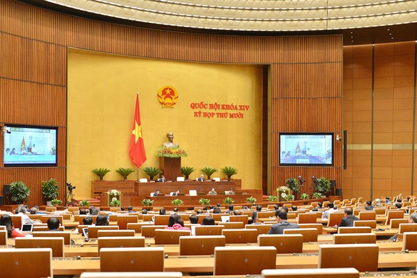 Nhiều đại biểu đề nghị sổ hộ khẩu được tiếp tục dùng đến hết năm 2022 - Anh 2