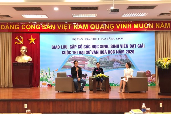 Hơn 1 triệu học sinh, sinh viên tham gia cuộc thi Đại sứ Văn hoá đọc 2020 - Anh 8