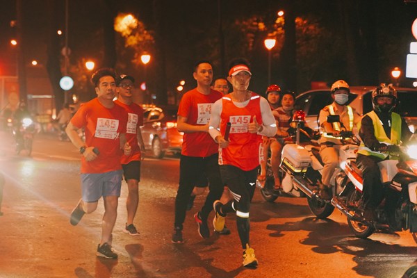 Chương trình chạy tiếp sức 