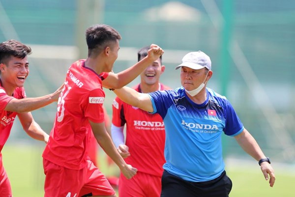 Tập trung đội U22: Làm nóng chiến dịch - Anh 1